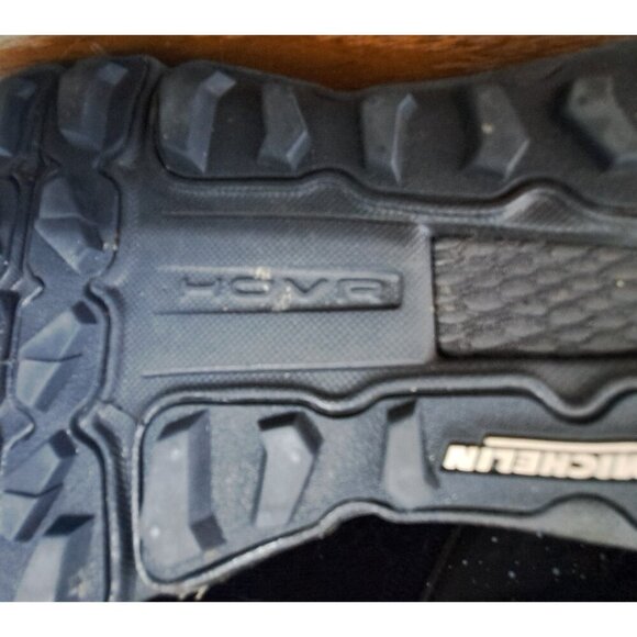 Under Armour Men's 8.5 Low Cut Michelin Sole HOVR Black Athletic Shoes - Picture 12 of 13